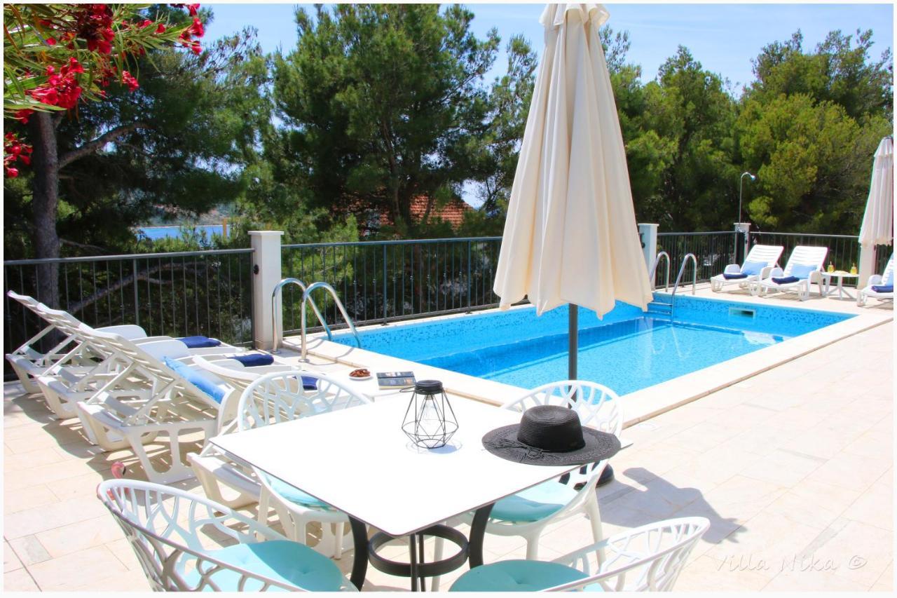 Apartments Nika Primosten Luaran gambar